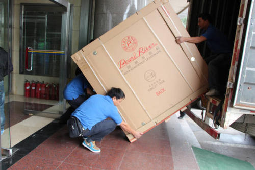 中站钢琴贵重工艺品无忧运